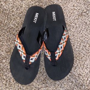 Chunky patterned sandals